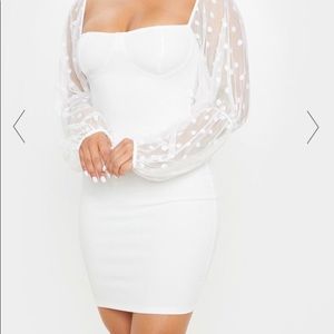 Pretty little thing•white bodycon dress